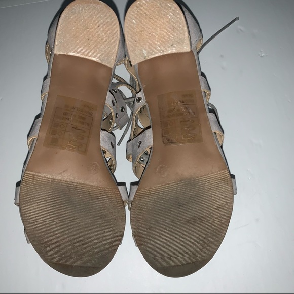 Yoki | Block Heel - Picture 10 of 12